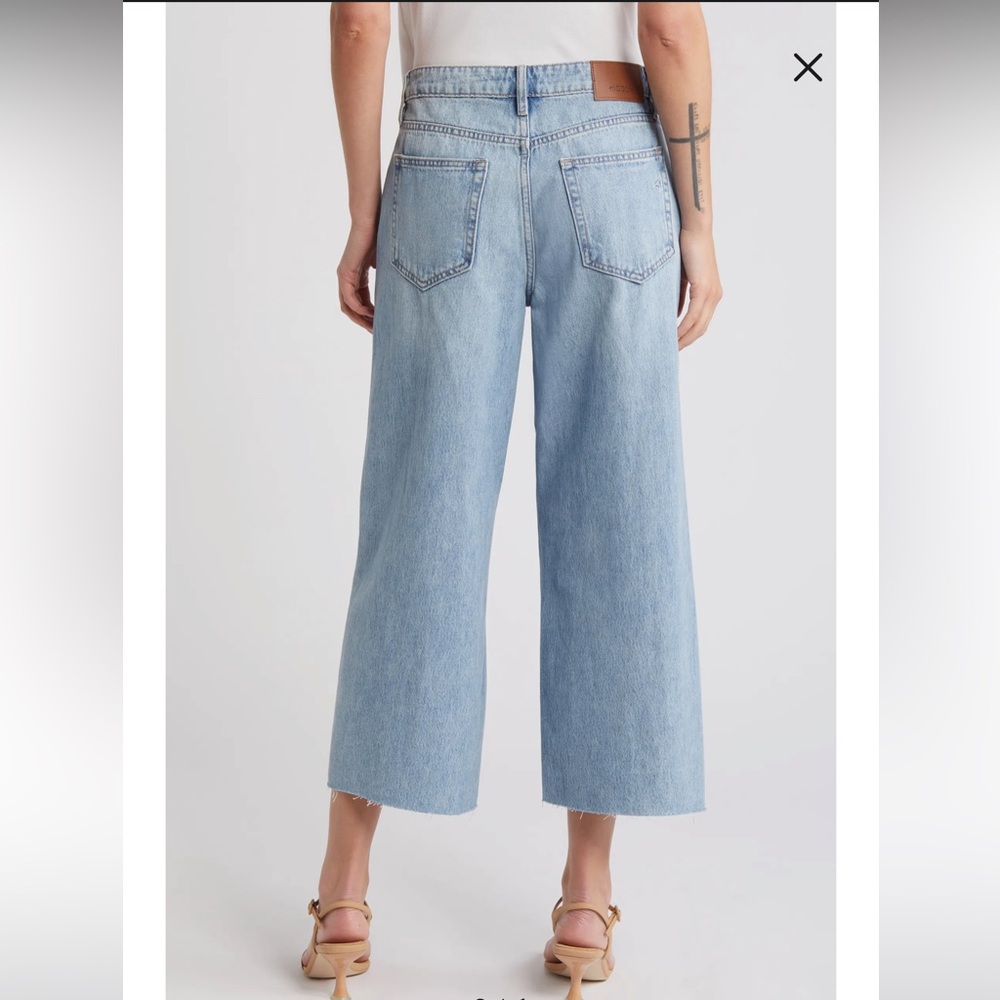 Hidden High Waist Raw Hem Crop Wide Leg Jeans - 25 - Picture 2 of 7